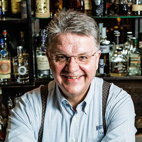 Barkeeper Gerhard Wanderer
