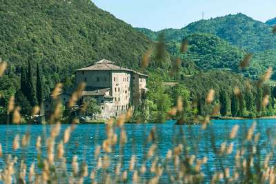 Die Cantina di Toblino vereinigt viele kleine Weinbauern am gleichnamigen See.