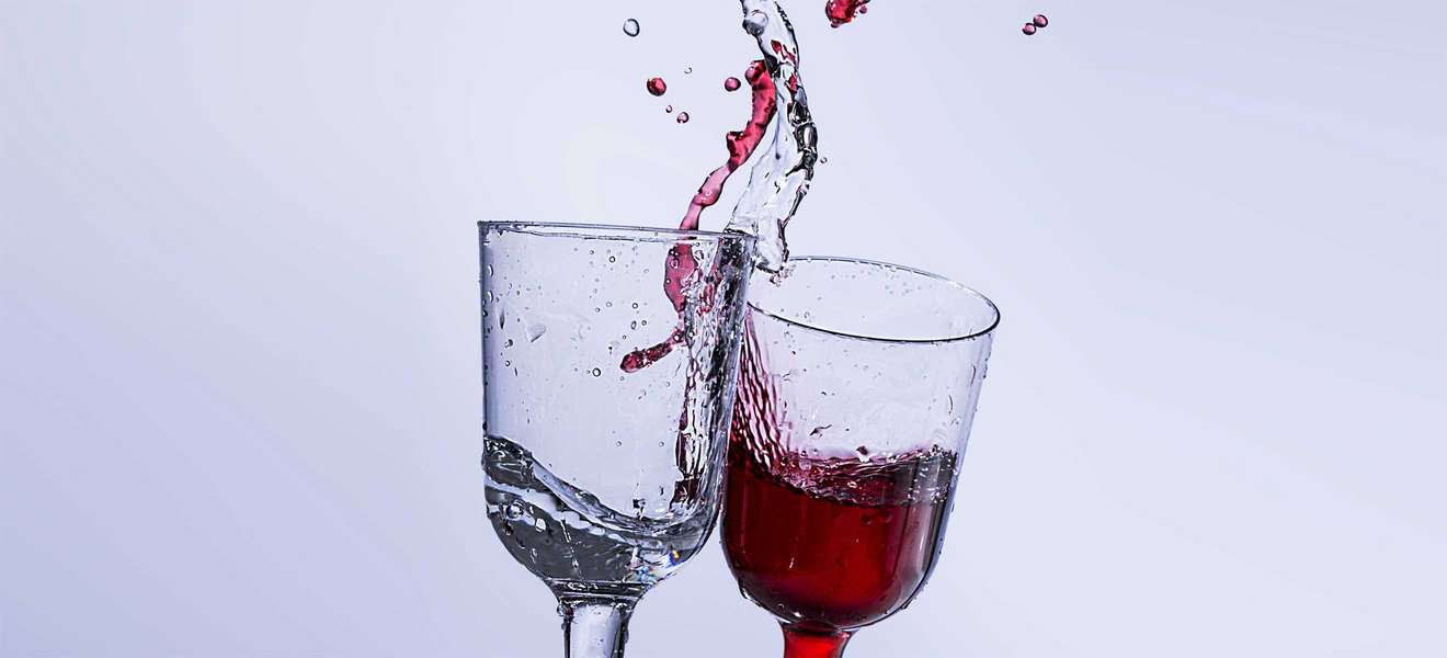 Welches Wasser Passt Zu Welchem Wein Falstaff