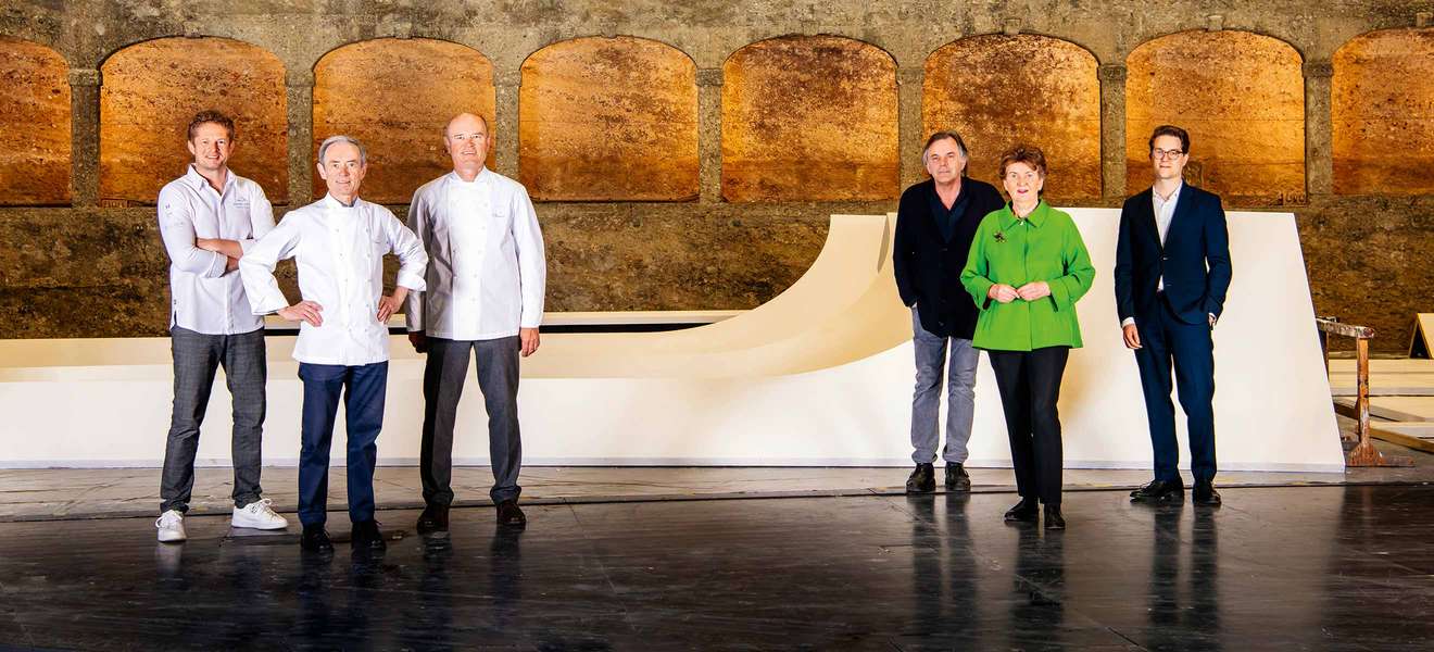 Auf den großen Kochbühnen in Salzburg sind sie die Stars: Martin Klein, Karl und Rudi Obauer. Markus Hinterhäuser, Helga Rabl-Stadler und Lukas Crepaz sind das Direktoriums-Trio der Salzburger Festspiele.