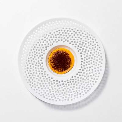 Starkoch Massimo Bottura entwarf die Süßspeise «Tirami Zucca» – ein Wortspiel aus Tiramisu und dem italienischen Wort für Kürbis. 