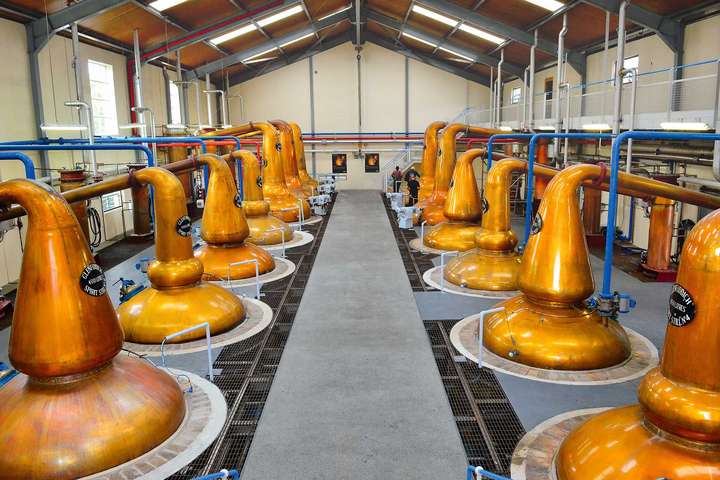 In den grossen Destillen von Glenfiddich wird der meistverkaufte Single Malt der Welt produziert.