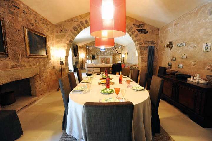 »Masseria Curti Vecchi«: Charmante apulische Ferienvilla von Think Puglia. / Foto: beigestellt