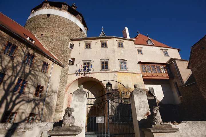 Die mittelalterliche Burg Schlaining wird 2021 Schauplatz der Jubiläumsausstellung «100 Jahre Burgenland».