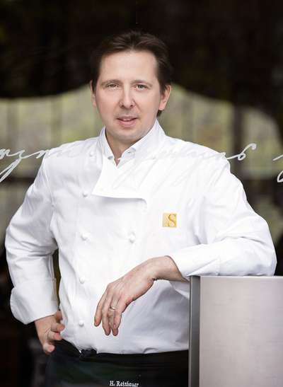 Heinz Reitbauer prägt mit seinem «Steirereck» in Wien sowie dem «Steirereck am Pogusch» die alpine Regionalküche Österreichs wie kaum ein Zweiter mit.