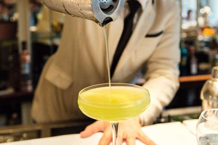 Orangensaft und Champagner – ein simples Rezept, das die Welt vom Londoner »Savoy Hotel« aus eroberte.