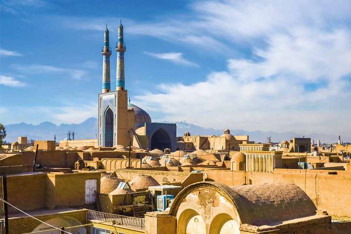 In der Altstadt von Yazd, die eines der ältesten historischen Zentren der Welt beherbergt, sind fast alle Bauwerke aus Lehm gefertigt.