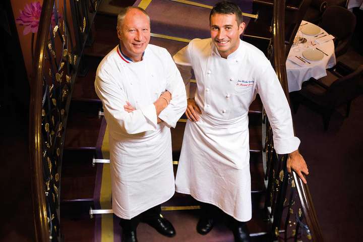 Mehrfach prämiertes Kochteam (von links): Eric Frechon (»Epicure«) und Jean-Charles Cauquil (»Brasserie«). / Foto: beigestellt