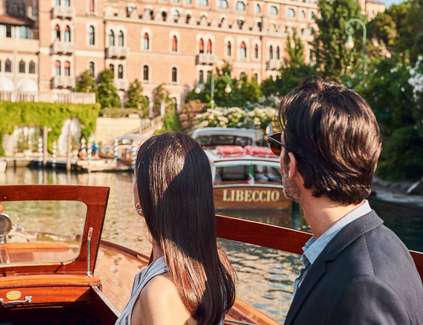 Mit dem hoteleigenen Schnellboot erreichen die Gäste des «Hotel Excelsior Venice Lido Resort» das historische Zentrum Venedigs in nur 20 Minuten.