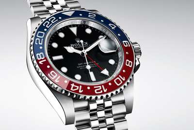 Rolex «Oyster Perpetual GMT-Master II». Die neue Stahlsportuhr wird mit dem feingliedrigen »Jubilée»-Band verkauft. Die Uhr kostet 8500 Euro.