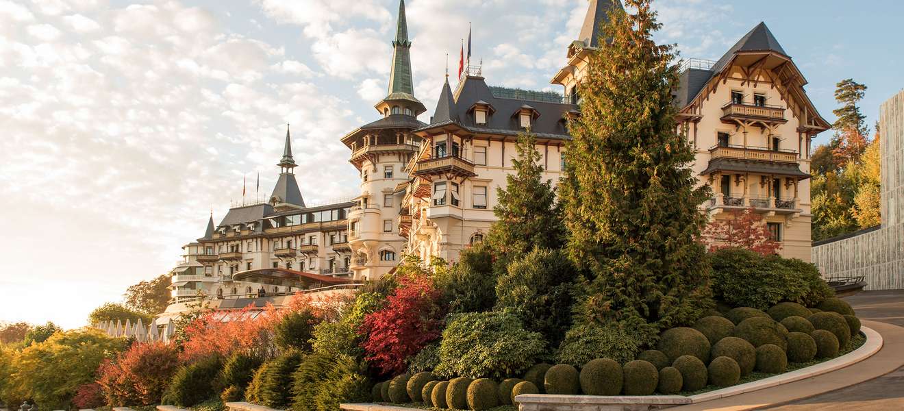 Das «The Dolder Grand» verfügt mit seiner erhöhten Lage einen herrlichen Blick auf Zürich, den See und die Alpen.