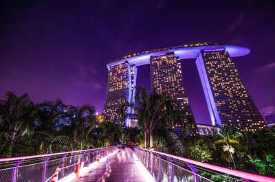 Der Pool am Dach der drei Türme des Marina May Sands Hotels in Singapur ist einer der Top-Instagram-Hotspots weltweit.