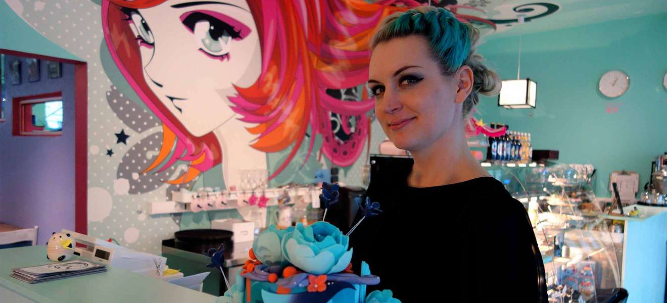 Die junge Unternehmerin, Grafikerin und Zuckerbäckerin eröffnete 2011 das Tee- und Kaffeehaus «Miyuko» in Zürich – nun begeistert sie auch Island.