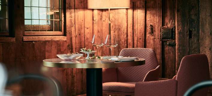 Das renommierte «Igniv by Andreas Caminada» im «Badrutt's Palace Hotel» ist für seine innovative «Sharing-Cuisine» bekannt.