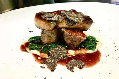 Im «Camino» serviert man Klassisches wie Steak mit Foie gras und Trüffel.