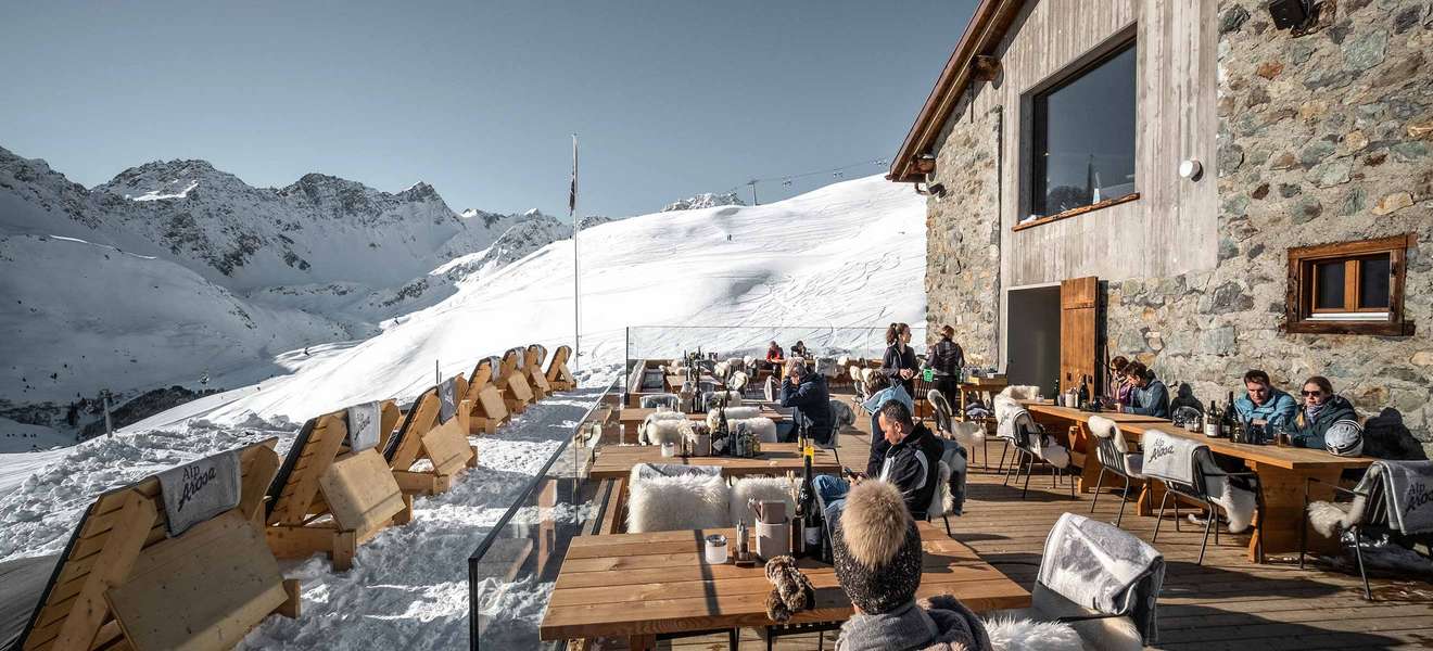 «AlpArosa»: Zu Besuch in der beliebtesten Skihütte